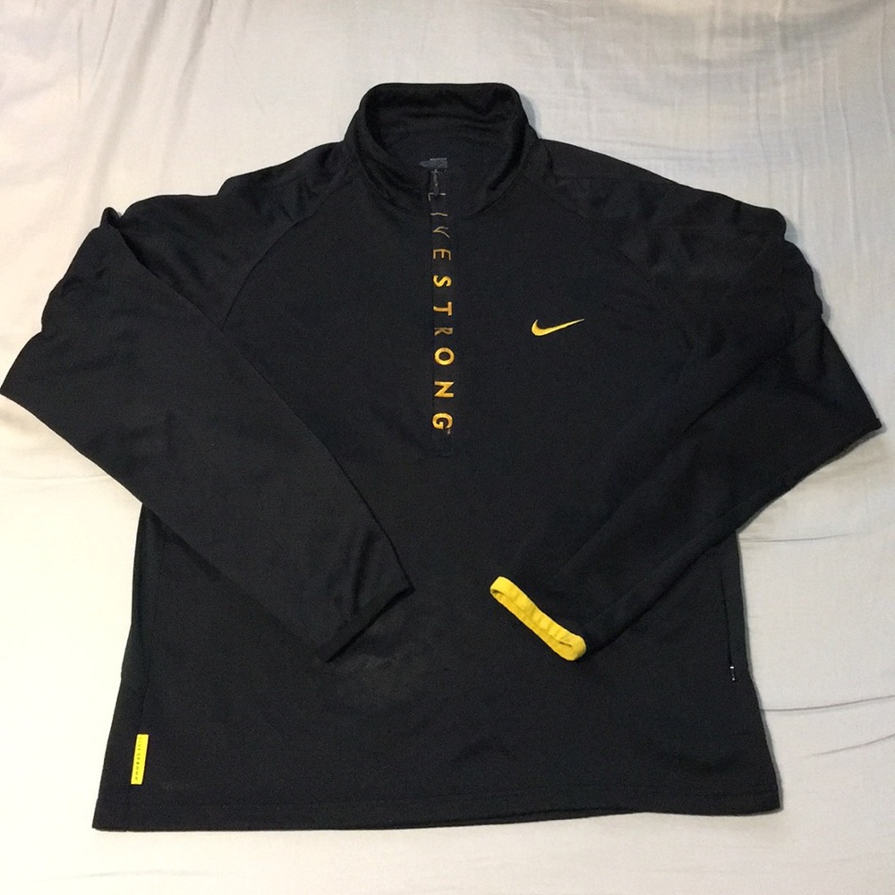 Nike Fit Dry LIVESTRONG Pullover half zip Running